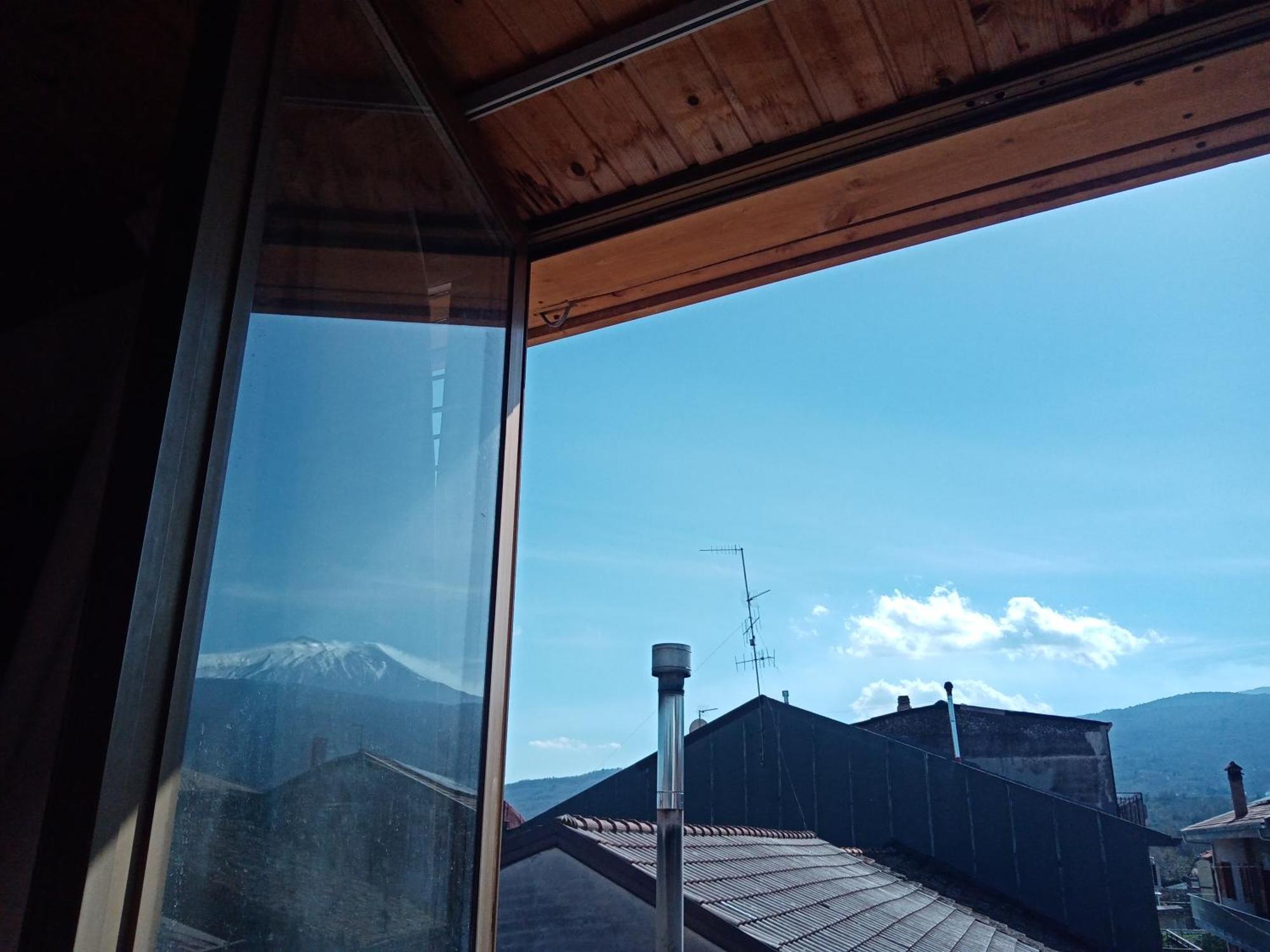 La Finestra Sull'Etna Linguaglossa Exterior foto